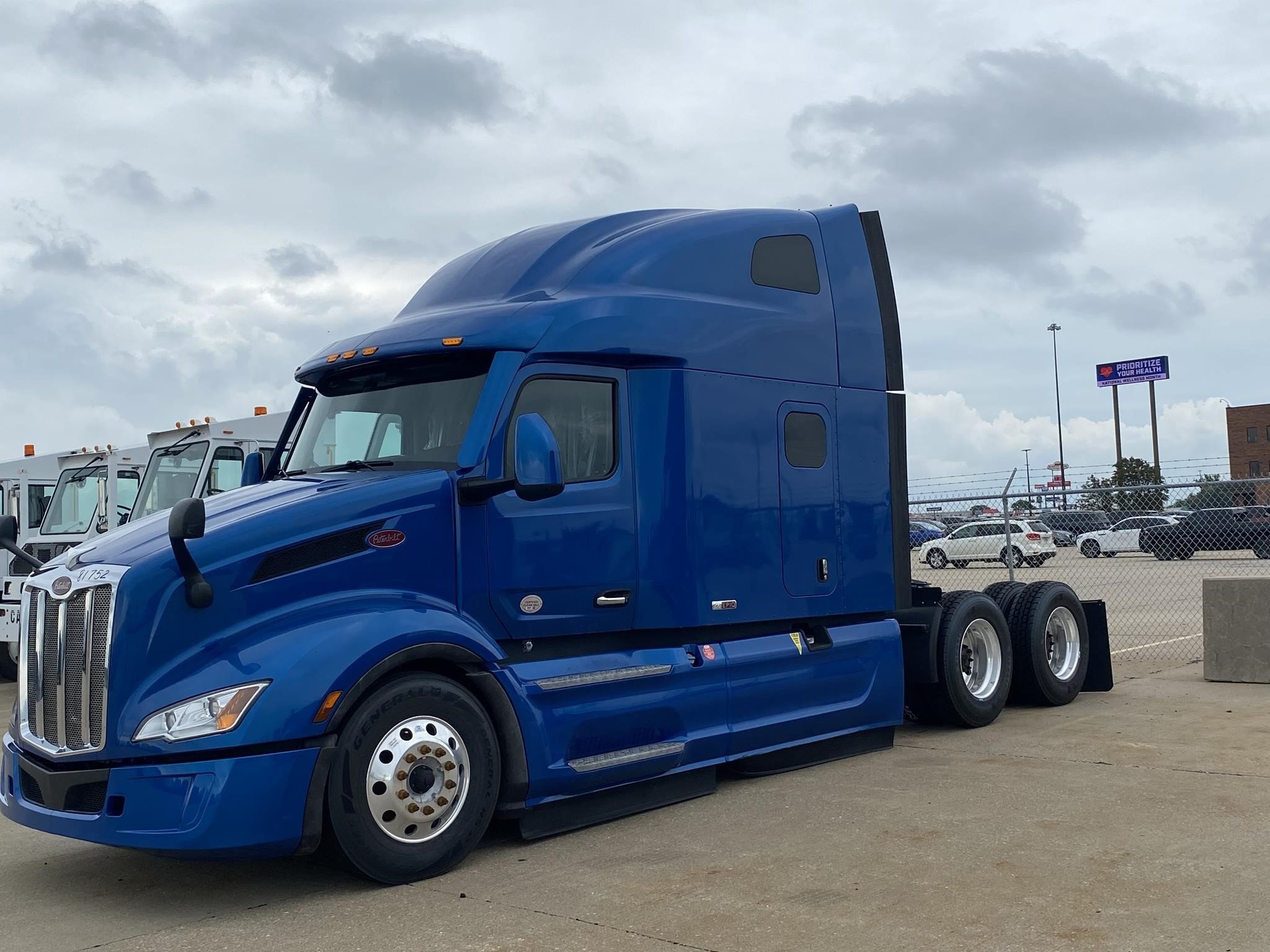 2022 PETERBILT 579 - image 6 of 6