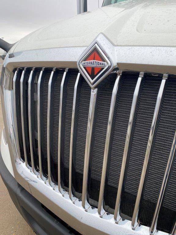 2023 INTERNATIONAL LT - image 5 of 6