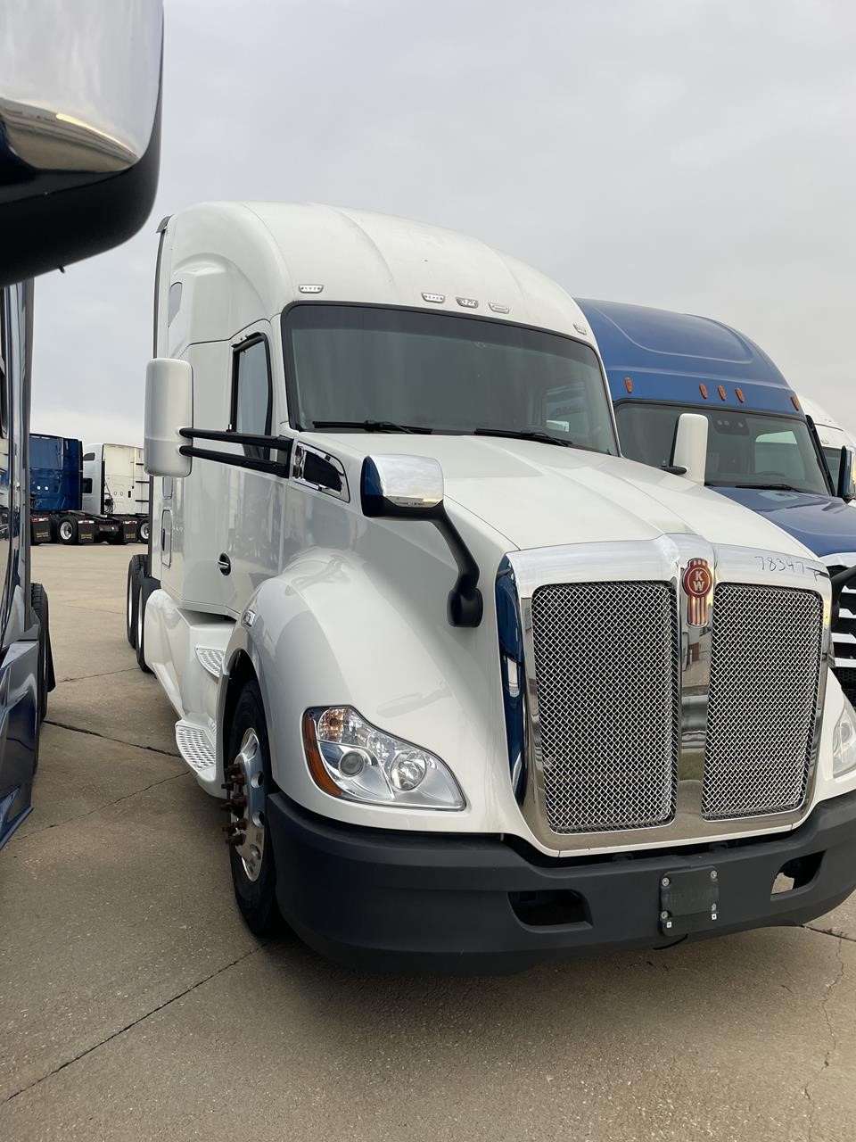 2021 KENWORTH T680 - image 4 of 6