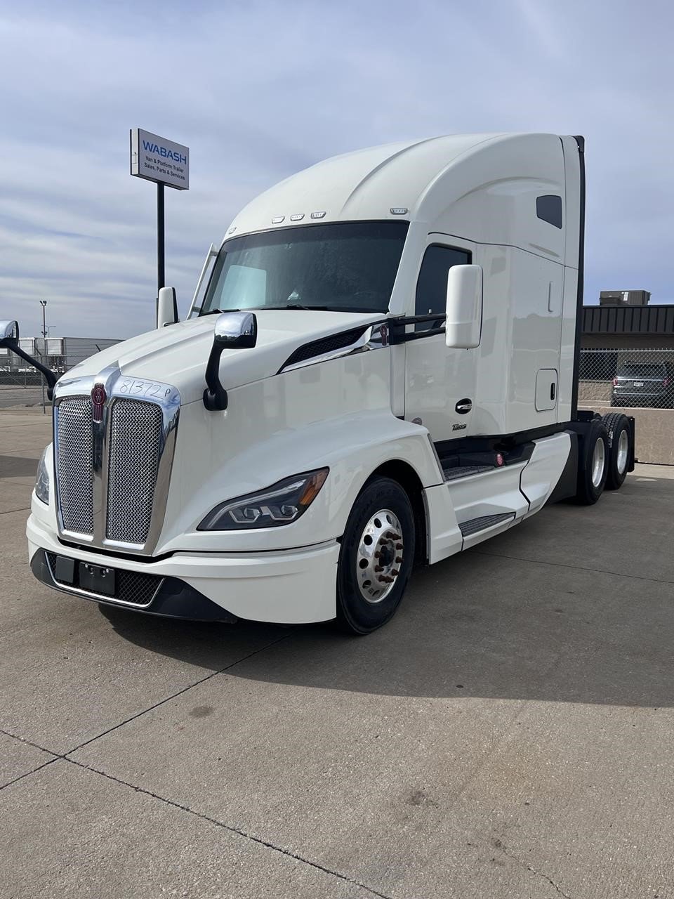 2022 KENWORTH T680 - image 1 of 6