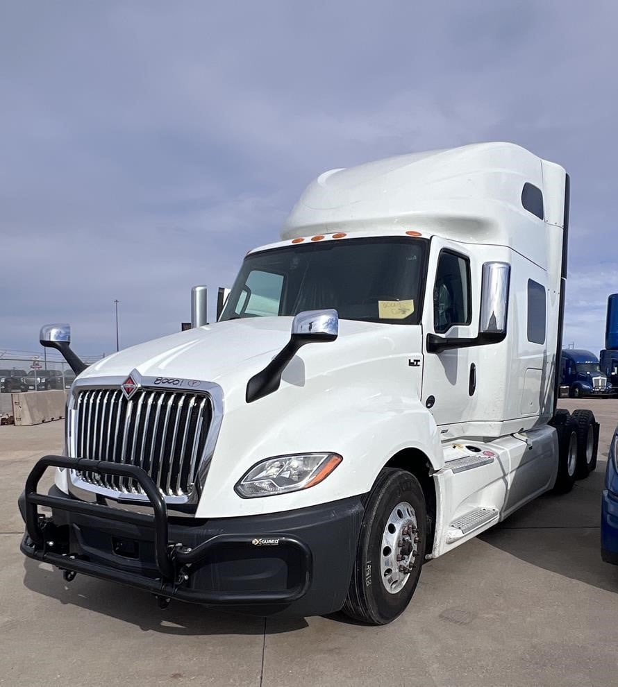 2022 INTERNATIONAL LT - image 2 of 6