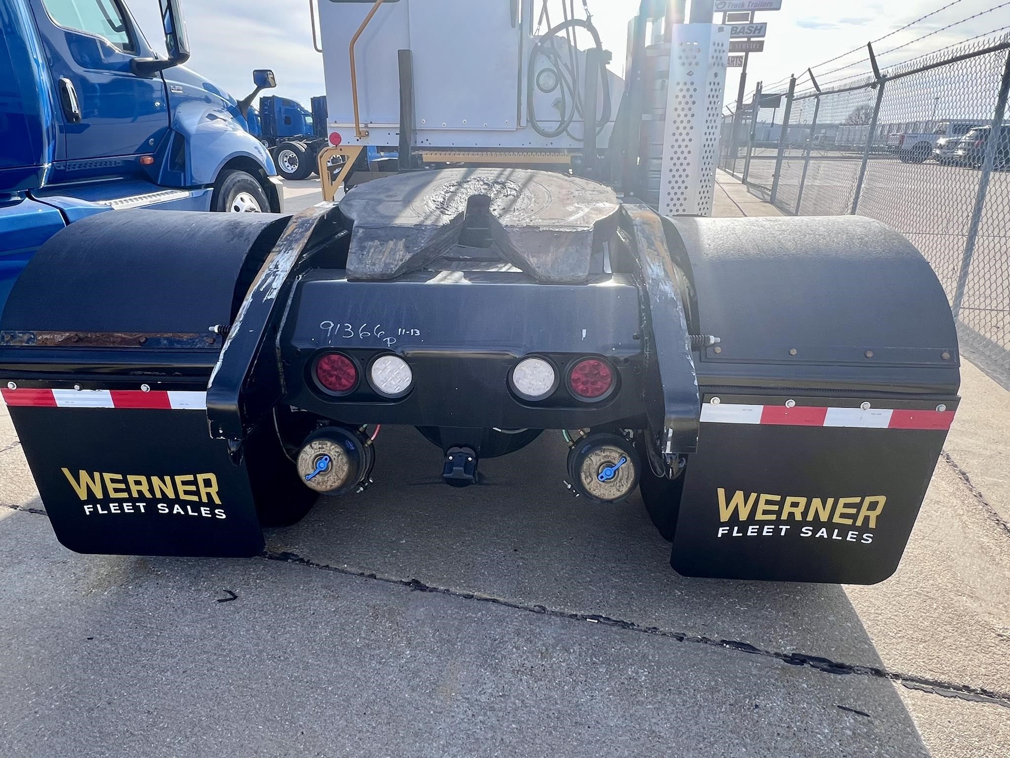 2018 CAPACITY TJ5000 DOT - image 4 of 6